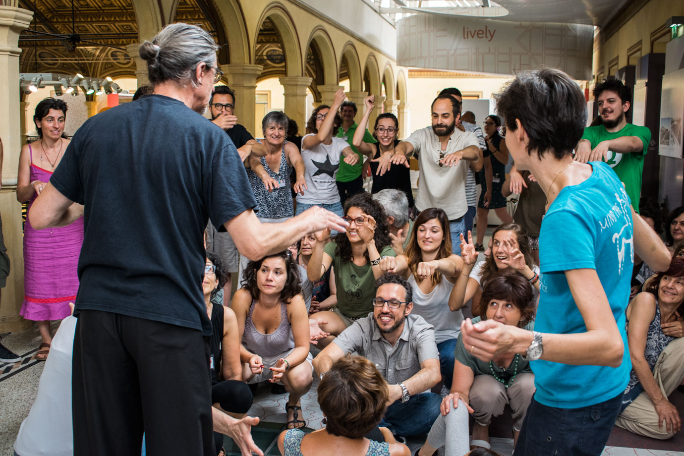 Contatta la Biennale della Prossimità!